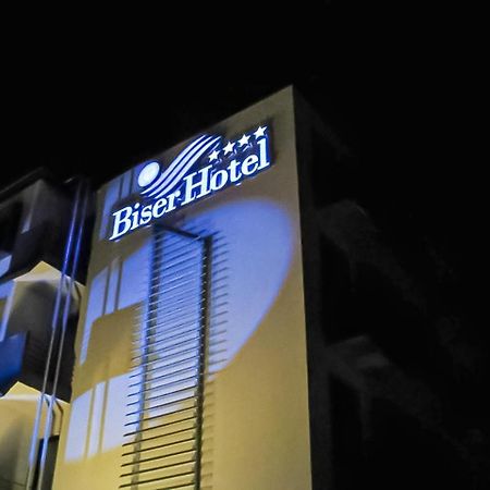 Biser Hotel Derventa Extérieur photo